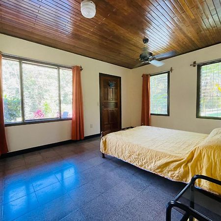 La Purruja Lodge ゴルフィト エクステリア 写真