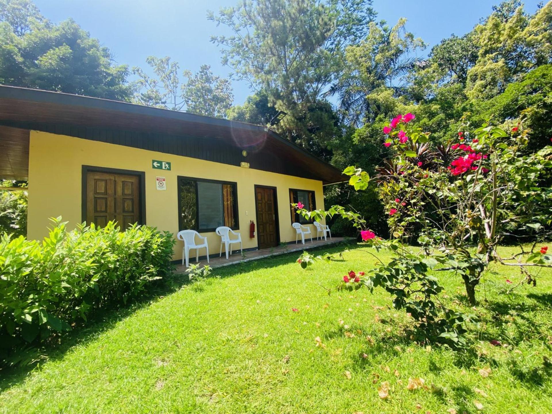 La Purruja Lodge ゴルフィト エクステリア 写真